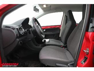 Volkswagen Up! 1.0 move up! 5-DRS BlueMotion Airco 102.375 km! picture 8