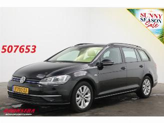 Voiture accidenté Volkswagen Golf Variant 1.5 TSI Highline ACC Navi Clima PDC 2018/11