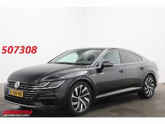 Unfallwagen Volkswagen Arteon 2.0 TSI 280 PK 4Motion R-Line LED ACC ErgoComf. SHZ Camera 2017/10