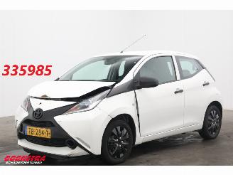 Auto incidentate Toyota Aygo 1.0 VVT-i x-fun Bluetooth Airco Cruise 2018/6