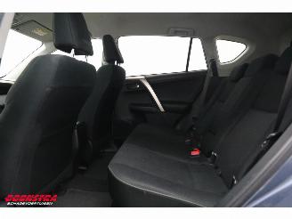 Toyota Rav-4 2.0 Style 4WD Aut. Navi Clima Cruise AHK picture 17