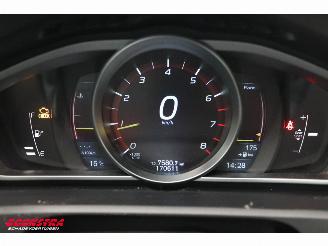 Volvo V-40 1.6 T3 Kinetic Pano Leder Navi Clima Cruise Camera PDC picture 24
