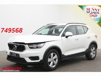 Damaged car Volvo XC40 1.5 T2 Momentum Core LED Apple/Android Cruise PDC 2022/2