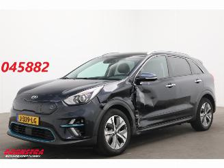 Schadeauto Kia e-Niro DynamicLine 64 kWh LED ACC Navi Clima Camera LRHZ SHZ 2020/10