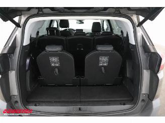 Peugeot 5008 1.2 PureTech Allure 7-Pers. Navi Clima Cruise Camera PDC AHK picture 24