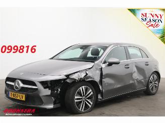 uszkodzony samochody osobowe Mercedes A-klasse 200 7G-Tronic Premium Plus Clima Cruise PDC 2021/4