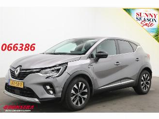 uszkodzony samochody osobowe Renault Captur 1.6 E-Tech PHEV 160 techno LED ACC Apple/Android Camera 2023/8