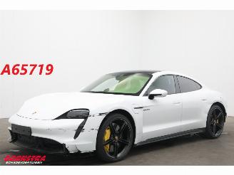 skadebil auto Porsche Taycan Turbo S 93 kWh PCCB PDLS+ PASM Pano Burmester ACC 360° 2020/2