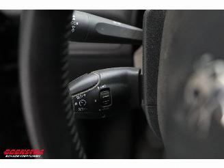 Peugeot 208 1.2 PT Signature Navi Airco Cruise PDC 134.559 km! picture 26