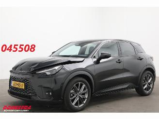 Vaurioauto  passenger cars Lexus LBX Relax 2WD ACC HUD LRHZ 360° Leder Navi 4781km!! 2025/10