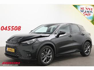 Schadeauto Lexus LBX Relax 2WD ACC HUD LRHZ 360° Leder Navi 4781km!! 2025/10