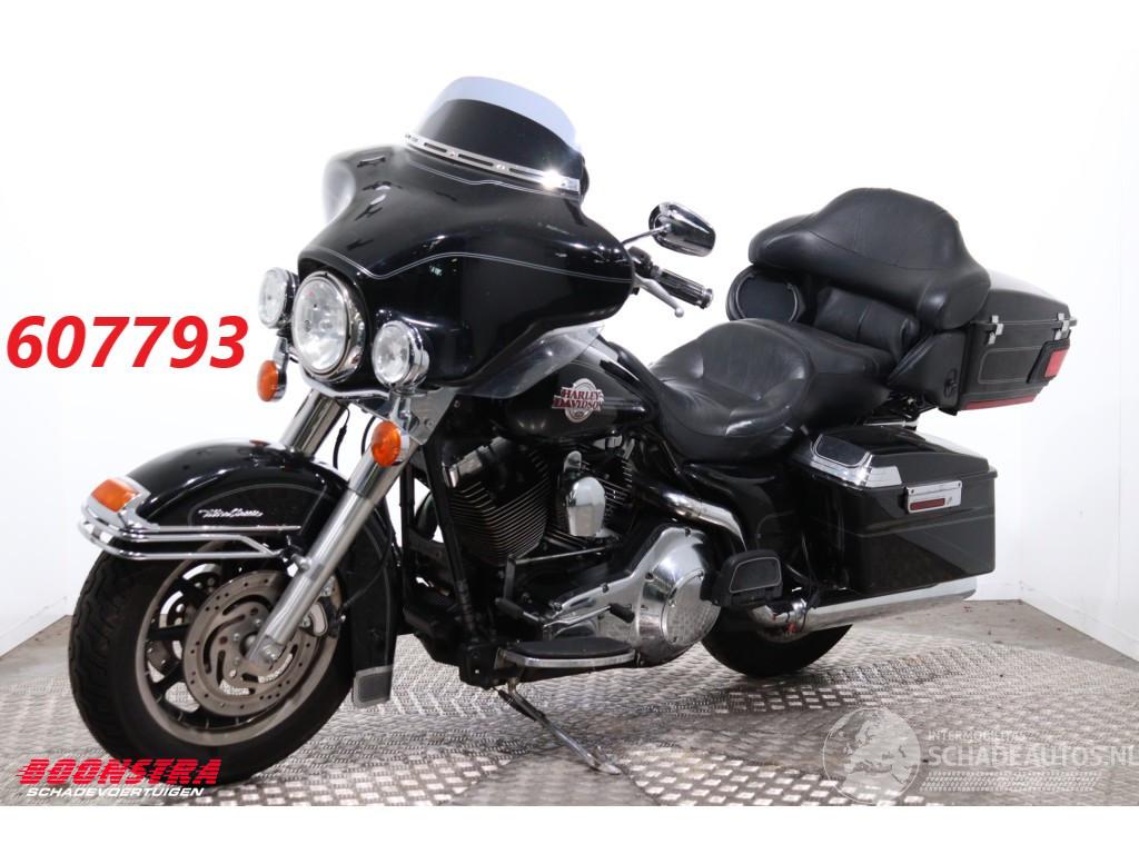 Harley-Davidson  FLHTCU Ultra Classic FLHTCU Ultra Classic Cruise Radio 25.630 Mijl!