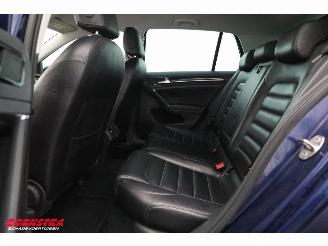 Volkswagen Golf 2.0 TDI 150 PK Highline R-line LED ACC Leder Apple/Android SHZ picture 10