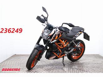 dañado motos KTM 390 Duke ABS Arrow 2015/9