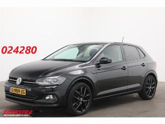 Schadeauto Volkswagen Polo 1.6 TDI Comfortline 5-DRS ACC Airco Navi Apple Android AHK PDC 2020/1