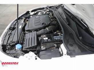 Seat Leon Sportstourer 2.0 TDI Aut. Style LED ACC Virtual Apple/Android Camera LRHZ SHZ picture 9