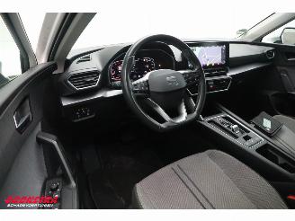 Seat Leon Sportstourer 2.0 TDI Aut. Style LED ACC Virtual Apple/Android Camera LRHZ SHZ picture 21