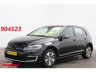 Schadeauto Volkswagen e-Golf ACC Navi Apple Android PDC 2017/12