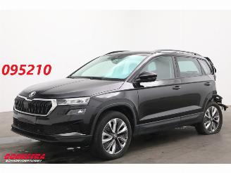 Schadeauto Skoda Karoq 2.0 TDI DSG Style 4x4 ACC Navi Clima Apple/Android Camera 75.278 km! 2024/5