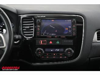 Mitsubishi Outlander 2.0 PHEV Instyle+ 4X4 ACC Schuifdak Leder Camera SHZ 183.069 km! picture 12