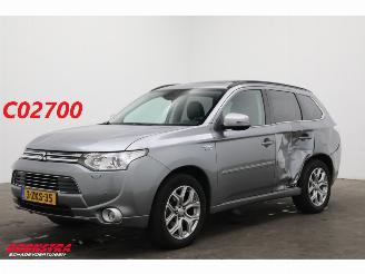 skadebil auto Mitsubishi Outlander 2.0 PHEV Instyle+ 4X4 ACC Schuifdak Leder Camera SHZ 183.069 km! 2015/3