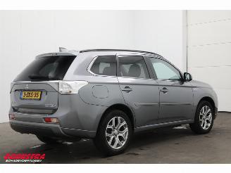 Mitsubishi Outlander 2.0 PHEV Instyle+ 4X4 ACC Schuifdak Leder Camera SHZ 183.069 km! picture 3
