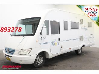 Tweedehands camper Pilote  Reference 316 CDI Solar Hefbed Garage Oven Douche Cruise 126.867 km! 2006/10