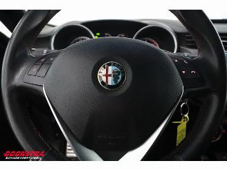 Alfa Romeo Giulietta 2.0 JTDm Aut. Exclusive Leder Clima Cruise picture 21