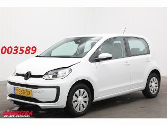 Schadeauto Volkswagen Up! 1.0 Airco Bluetooth 2023/9