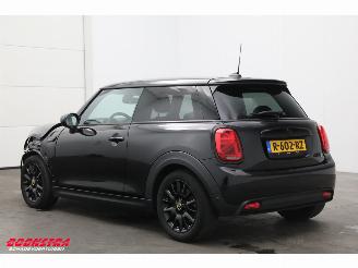 Mini Cooper SE Camden Go Edition 33 kWh LED Leder Cruise Camera SHZ picture 4