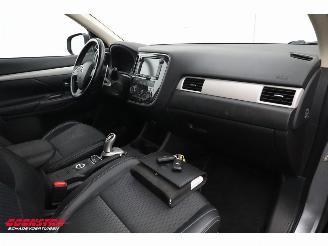 Mitsubishi Outlander 2.0 PHEV 4WD Executive Edition Navi Clima Cruise Camera AHK picture 12