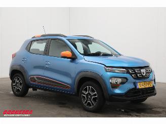 Dacia Spring Comfort Plus 27 kWh Cruise Camera Navi Airco Leder PDC 37.022 km! picture 2