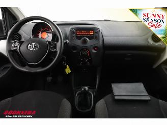 Toyota Aygo 1.0 VVT-i x-fun Teilediebstahl Airco Bluetooth picture 13