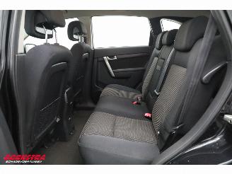 Chevrolet Captiva 2.4i Style 2WD 7-Pers. Airco PDC AHK picture 17