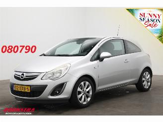 skadebil auto Opel Corsa 1.4-16V Anniversary Edition 3-drs Airco Navi Bluetooth PDC 2012/8