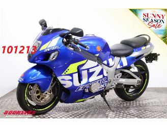 Vaurioauto  motor cycles Suzuki  GSX 1300R Hayabusa Micron Exhaust 35.976 km! 2000/6