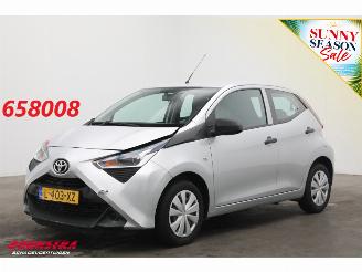Coche accidentado Toyota Aygo 1.0 VVT-i x-fun Airco Bluetooth 38.601 km! 2021/8