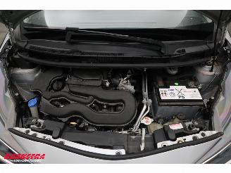 Toyota Aygo 1.0 VVT-i x-fun Airco Bluetooth 38.601 km! picture 8