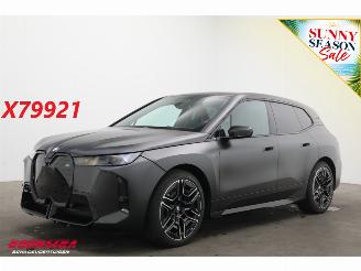 Voiture accidenté BMW iX xDrive M70 112 kWh HUD Clima Cruise Navi SHZ LrHZ Leder Memory H/K PDC 2026/4