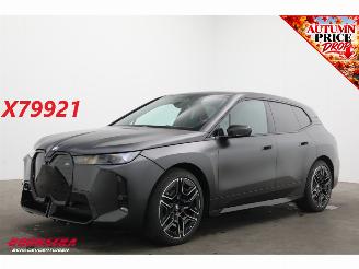 Auto incidentate BMW iX xDrive M70 112 kWh HUD Clima Cruise Navi SHZ LrHZ Leder Memory H/K PDC 2026/4