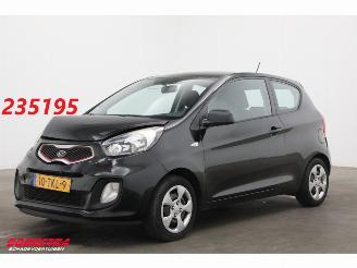 Damaged car Kia Picanto 1.2 CVVT Comfort Pack Bluetooth Airco 2012/2