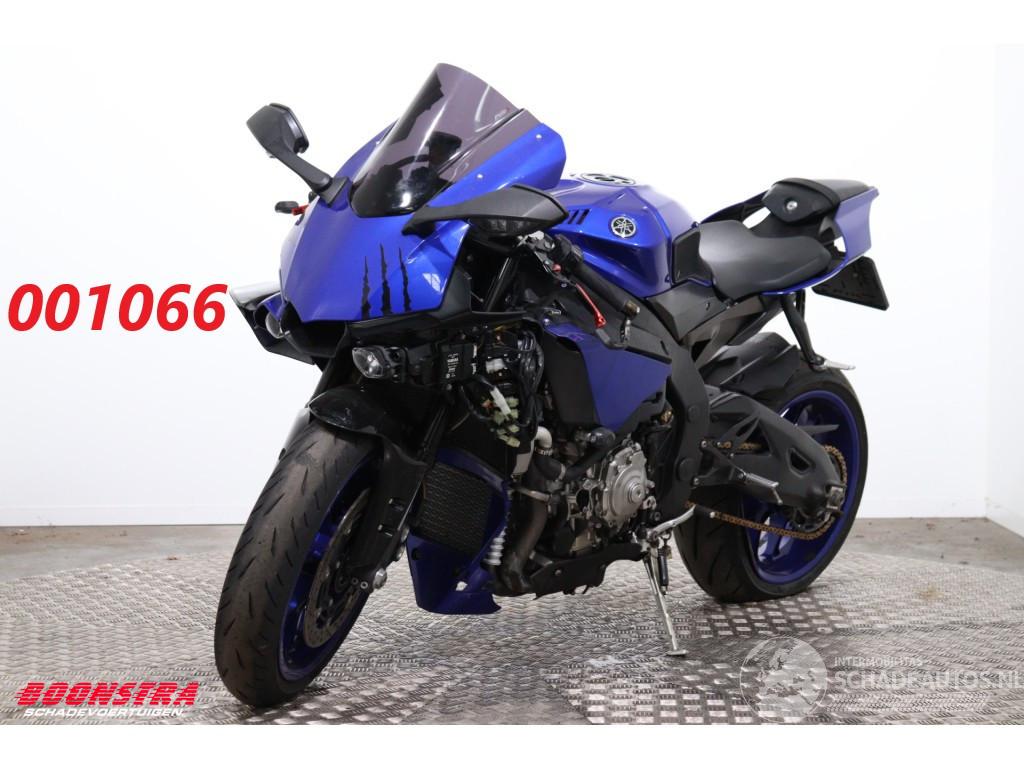Yamaha  R1 ABS LED Arrow