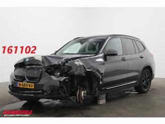 krockskadad bil auto BMW iX3 High Executive 80 kWh Pano LED ACC HUD H/K Memory Camera SHZ 2021/11