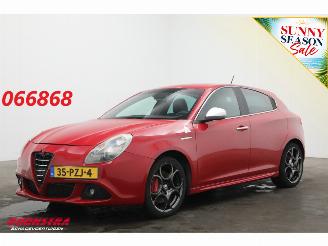 Schadeauto Alfa Romeo Giulietta 1.7 TBi Quadrifoglio Verde Navi Clima Cruise AHK 2011/4