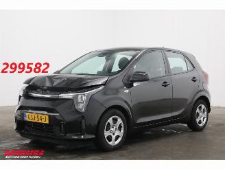 Auto incidentate Kia Picanto 1.0 DPI DynamicLine 5p. Airco Cruise Navi Camera PDC Virtual 2024/11
