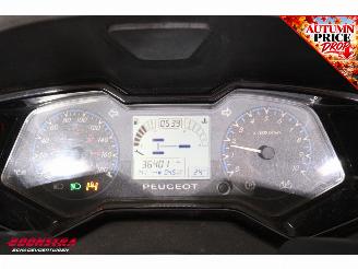 Peugeot Metropolis 400i picture 10