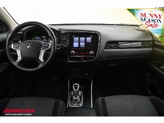Mitsubishi Outlander 2.4 PHEV 4WD Pure Cruise Clima Camera PDC picture 19