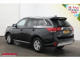 Mitsubishi Outlander 2.4 PHEV 4WD Pure Cruise Clima Camera PDC picture 4