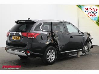 Mitsubishi Outlander 2.4 PHEV 4WD Pure Cruise Clima Camera PDC picture 3