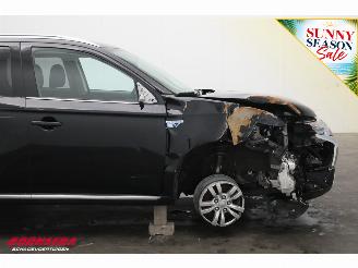 Mitsubishi Outlander 2.4 PHEV 4WD Pure Cruise Clima Camera PDC picture 6